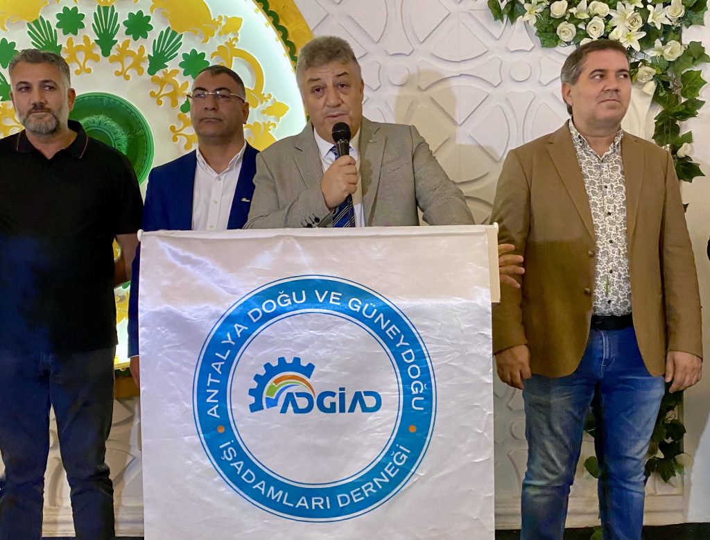 ADGİAD’IN TEŞEKKÜR YEMEĞİ: ÜYELERİYLE VE STK TEMSİLCİLERİYLE BULUŞTU