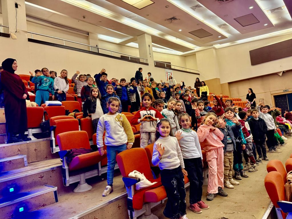 Hayal Fabrikası’ndan Şanlıurfa’da Unutulmaz Bir Çocuk Tiyatrosu Deneyimi